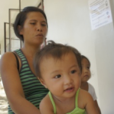 Filipinio Mother and Children